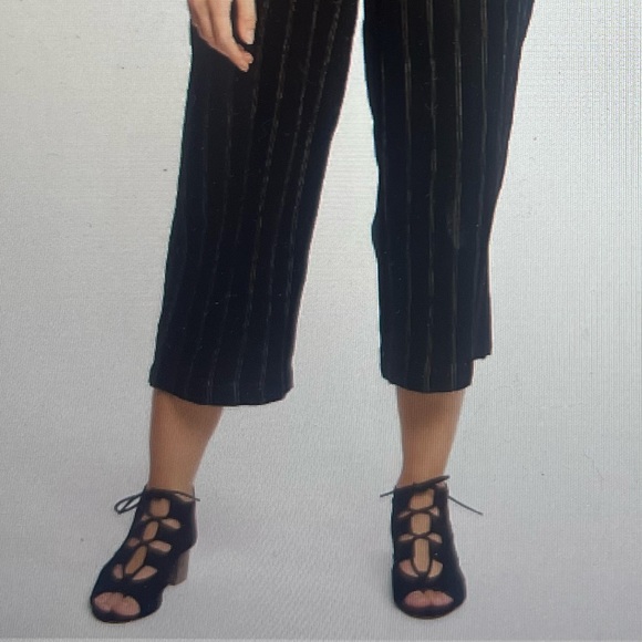 Fat Face Romper Jumpsuit women’s size 2 black and brown pinstripes side buttons - Picture 13 of 13